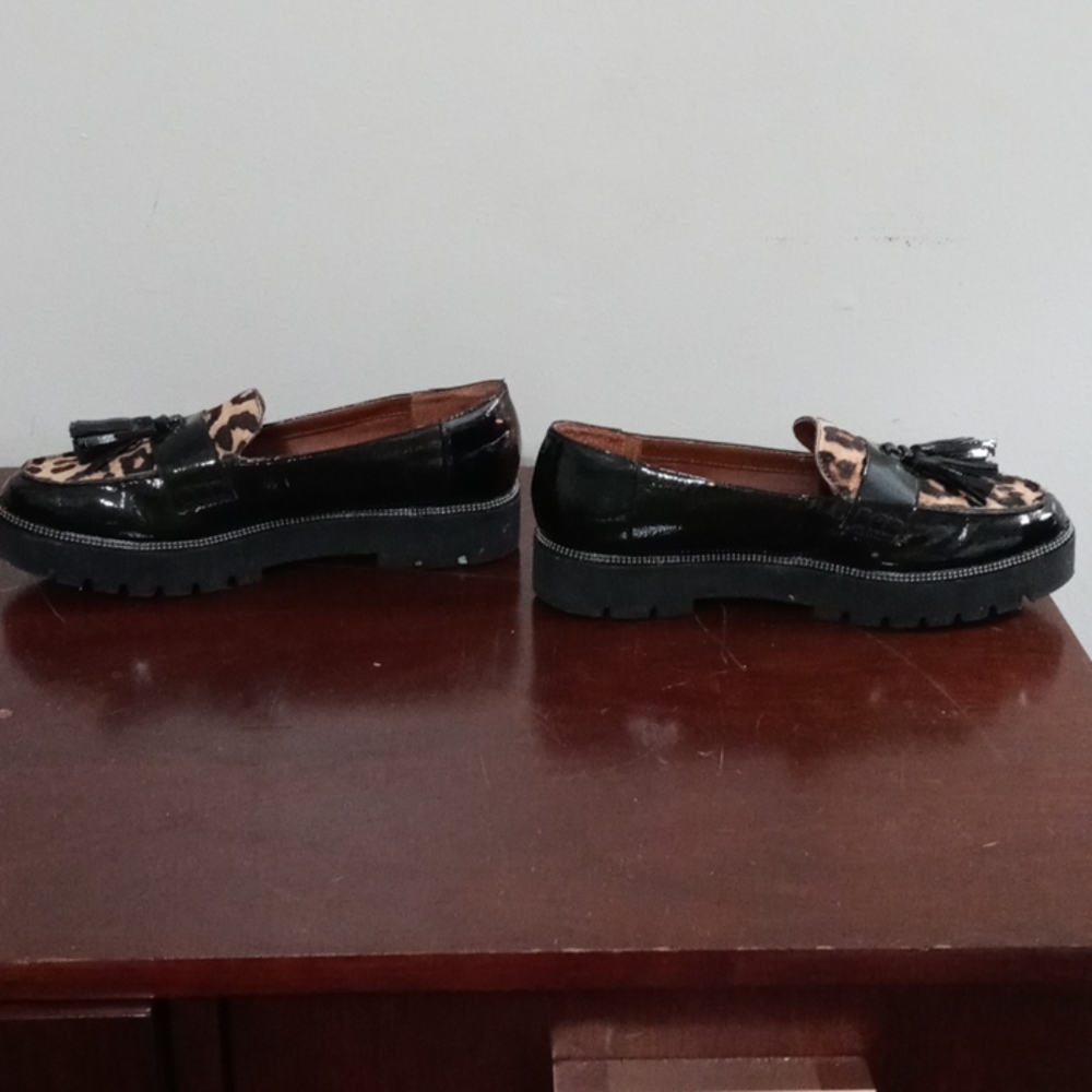 Leopard Flats - Picture 2 of 3